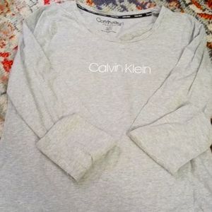 Calvin Klein ladies long sleeve tee large